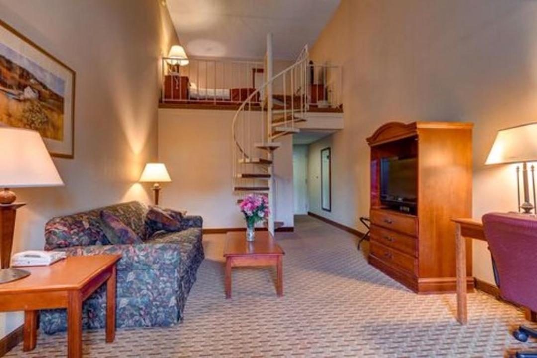 The Chateau Resort Tannersville Exterior photo