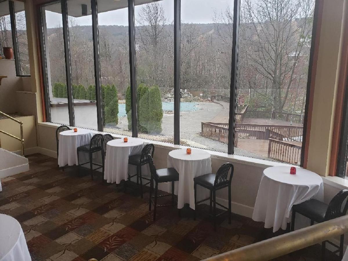 The Chateau Resort Tannersville Exterior photo